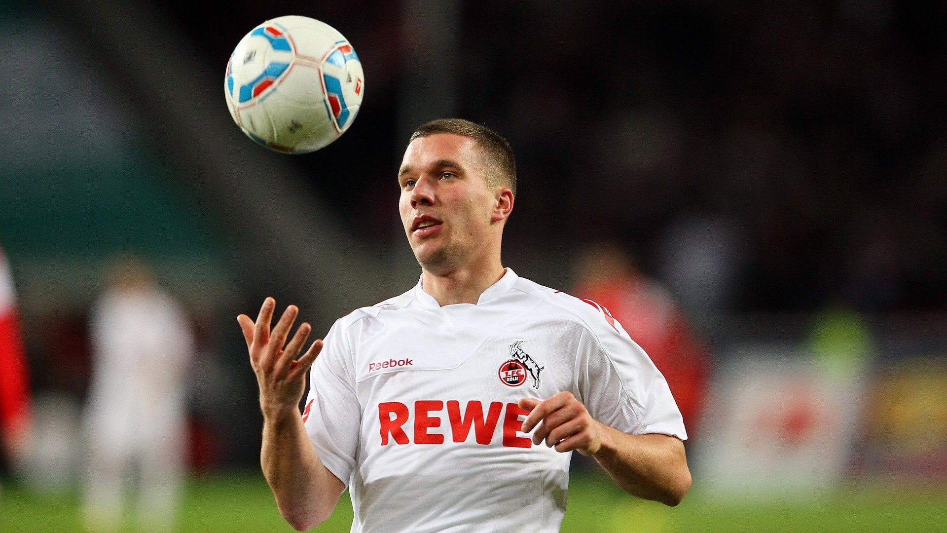 开云体育中国-技术代差，日本队横扫德国背后，张本智和的非典型乒乓革命